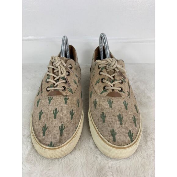 G.H. Bass & Co. Womens Cactus Print Canvas Lace-Up Sneakers Size 8.5M - Picture 2 of 10